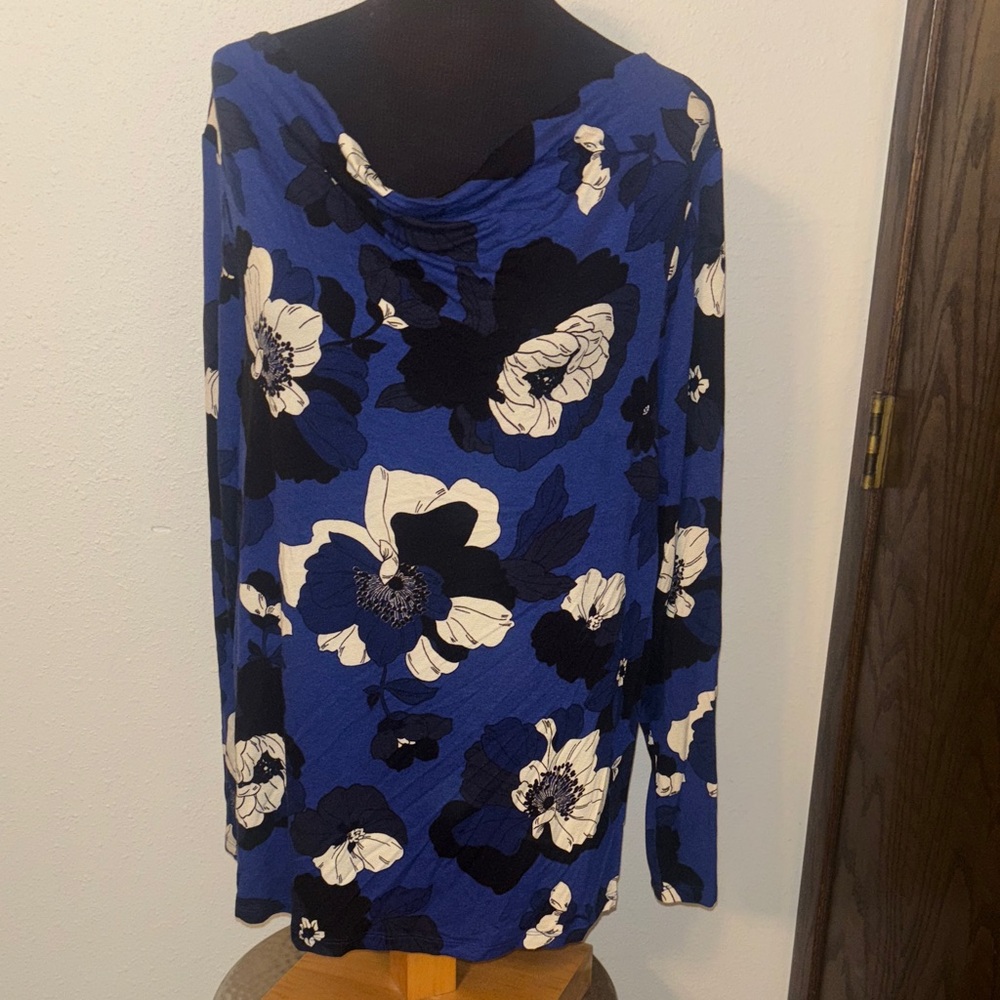 Lane Bryant Draped Neck Long Sleeve Tunic Length Top size 18/20